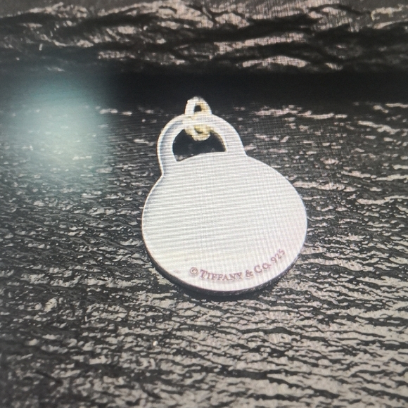 Tiffany & Co Medium Engravable Blank Round Tag Mens Pendant Sterling Silver - Picture 4 of 5